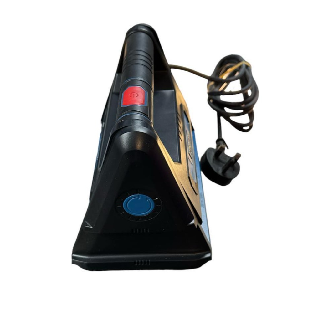 Erbauer Work light 20W 240V LED Corded 2000Lm Triangular Ergonomic